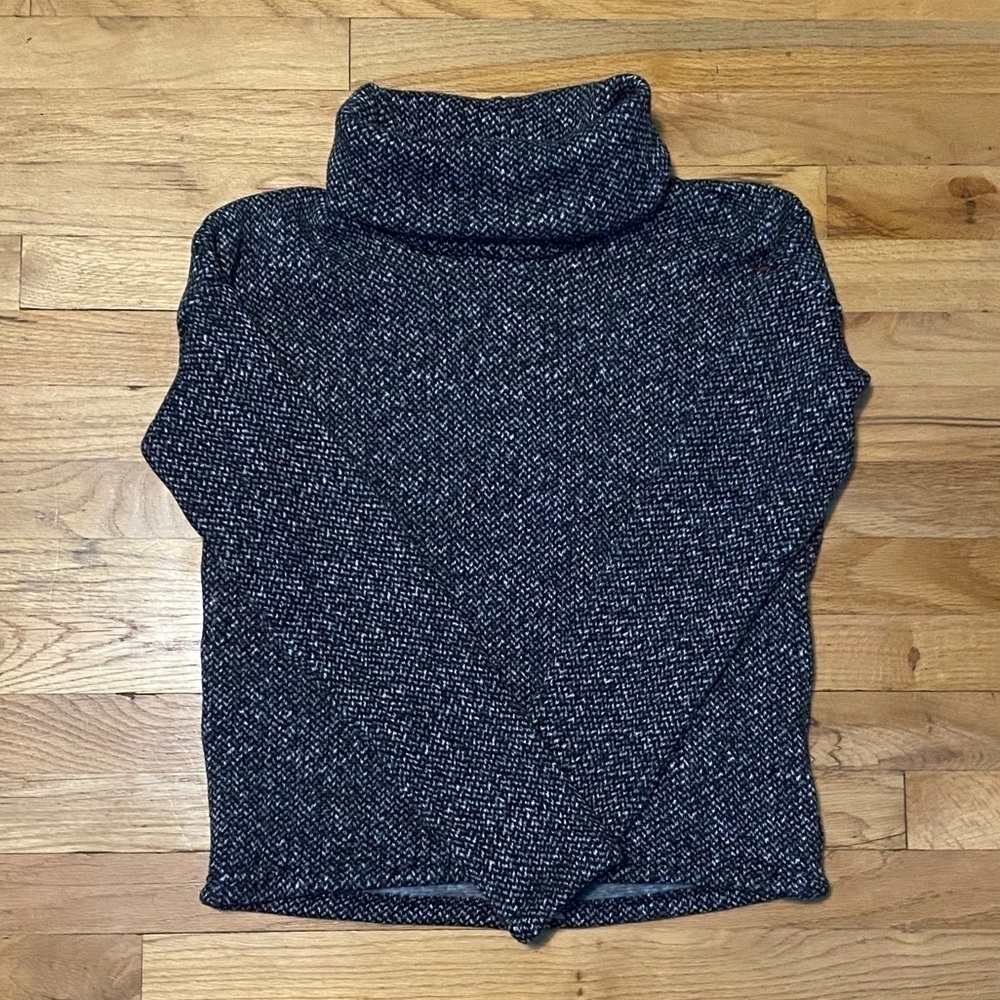 Columbia Gray Knit Turtleneck, XS